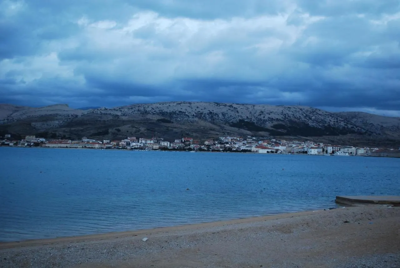 Rooms Villa Andreja Pag Island 3*, Pag Town